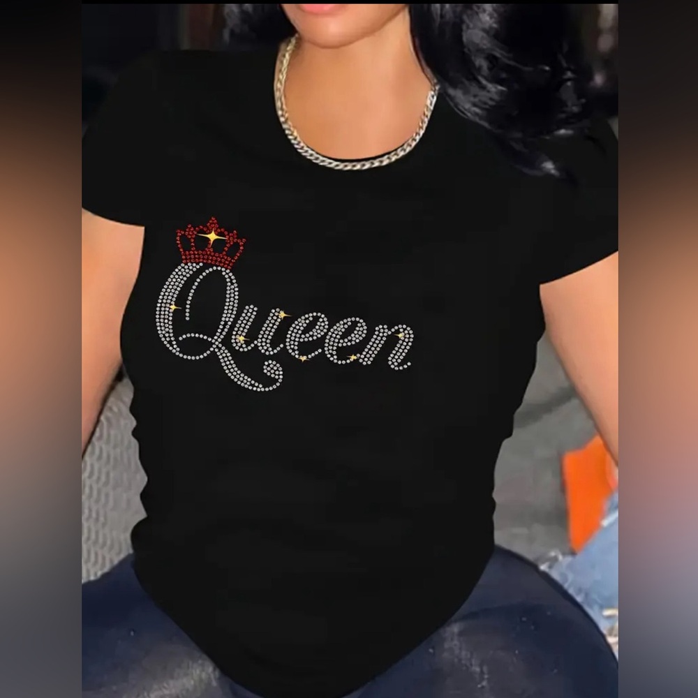 Shine & Comfort: Summer-Ready Rhinestone Queen Tee - Durable, Stretchy